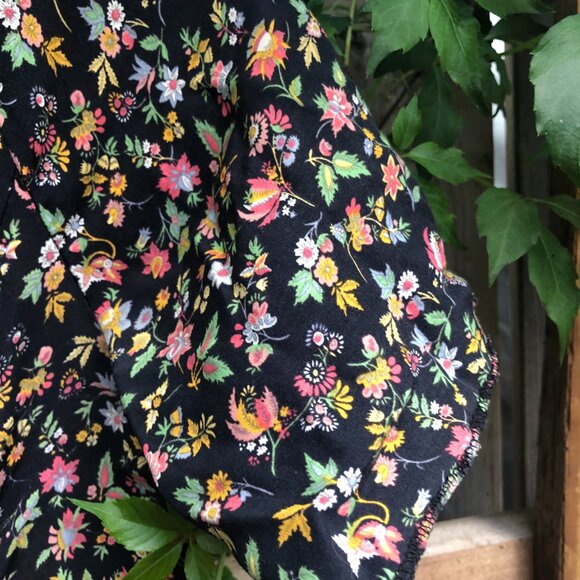 Jeffrey And Dara Romper || Summer Floral One Piece - Picture 3 of 8